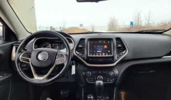 
										Cherokee Jeep 2017 full									