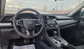 
										2020 Honda civic LX full									