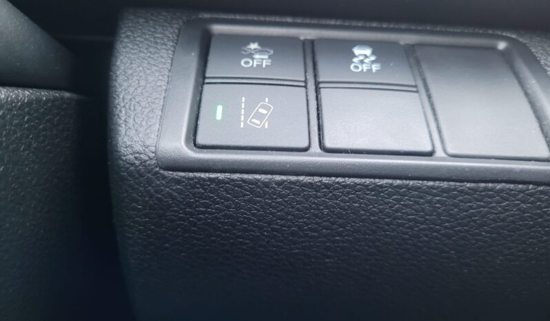 
								2020 Honda civic LX full									