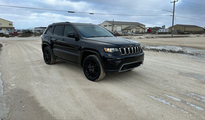 
								2019 jeep Grand Cherokee full									