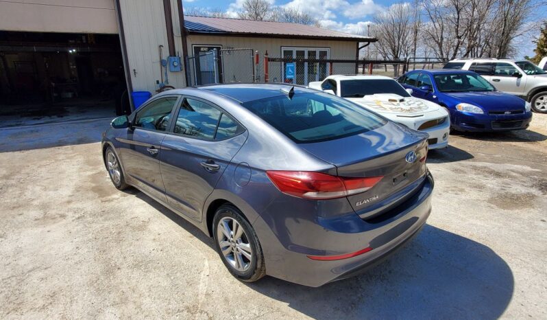 
								2018 Hyundai Elantra GL full									