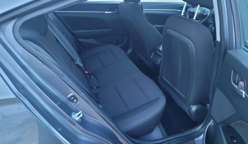 
								2020 Hyundai Elantra preffered full									