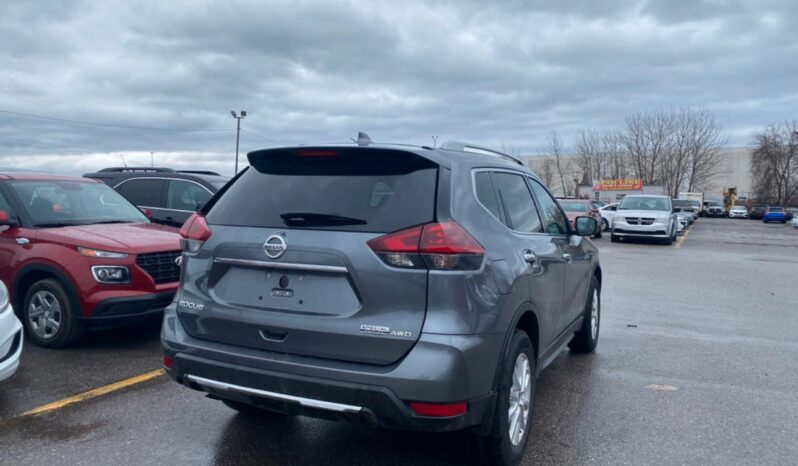 
								2020 Nissan Rogue special edition full									