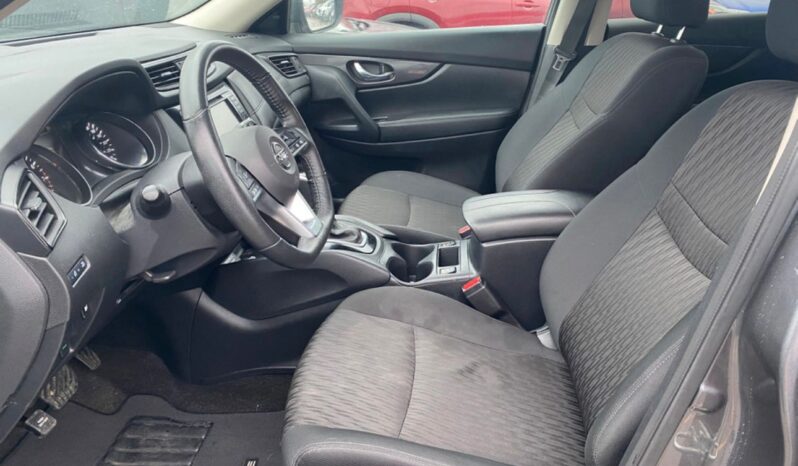 
								2020 Nissan Rogue special edition full									