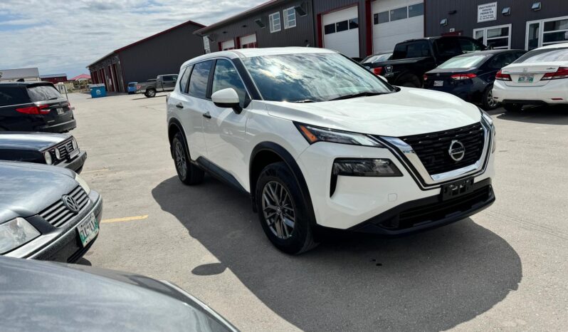 
								2021 Nissan rogue S full									