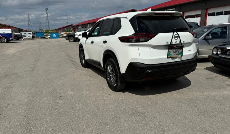 
								2021 Nissan rogue S full									