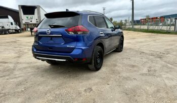 
										2019 Nissan rogue SV AWD full									