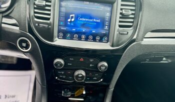 
										2017 Chrysler 300 S full									