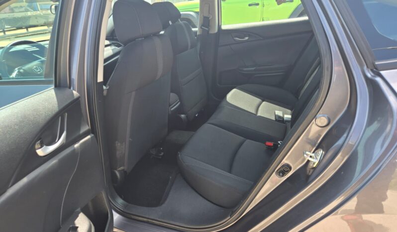 
								2019 Honda Civic EX full									
