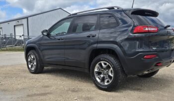 
										2016 Jeep Cherokee full									