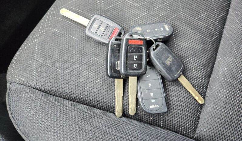 
								2016 Honda Fit EX full									
