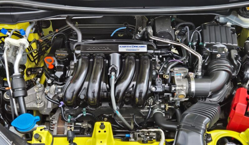
								2016 Honda Fit EX full									