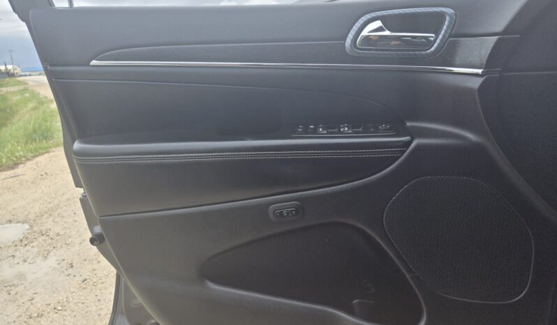 
								2015 Jeep Grand Cherokee limited full									