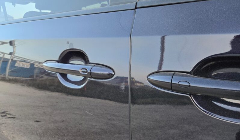 
								2020 Kia Sedona full									