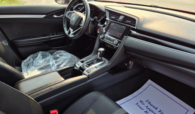 
								2020 Honda Civic Sport full									