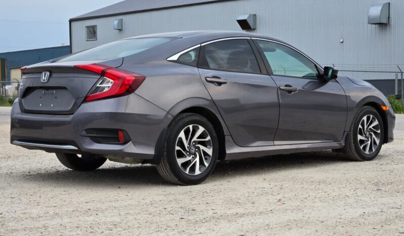 
								2019 Honda Civic EX full									
