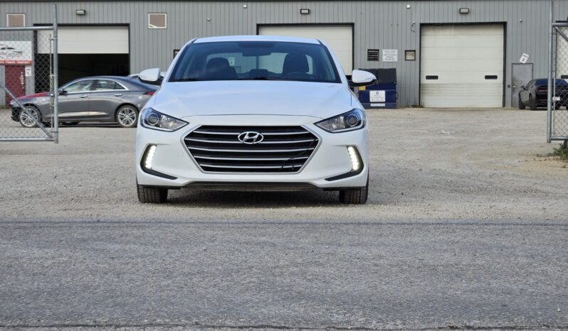 
								2017 Hyundai Elantra GL full									