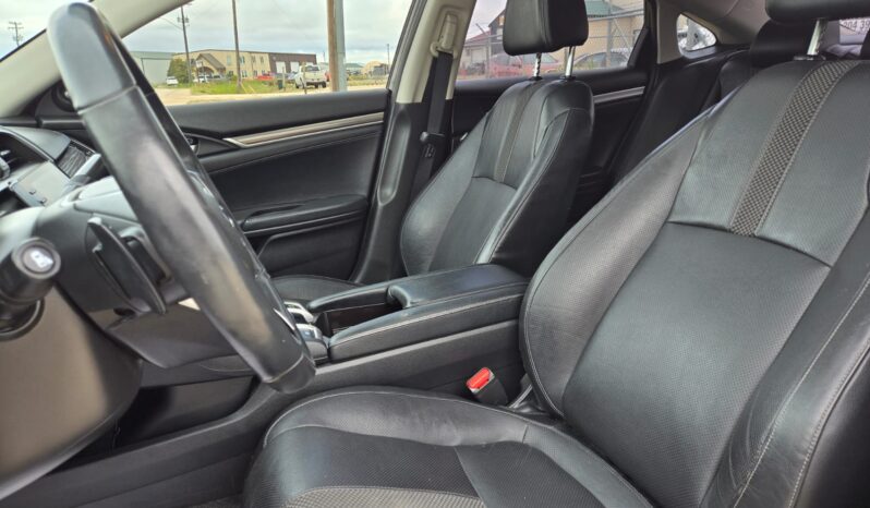 
								2019 Honda Civic full									