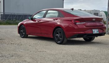 
										2022 Hyundai Elantra preferred full									