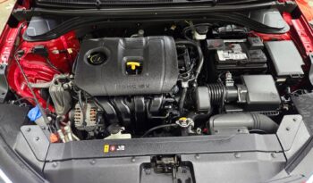 
										2020 Hyundai Elantra Luxury full									