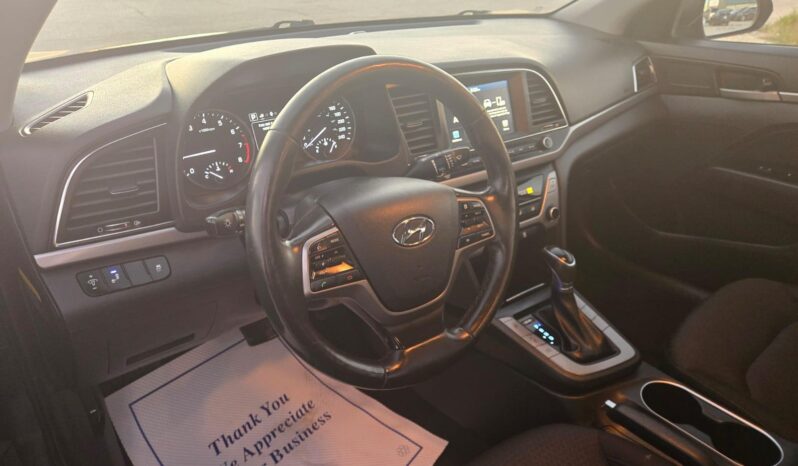 
								2018 hyundai elantra preferred full									