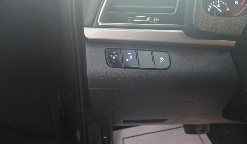 
								2018 hyundai elantra preferred full									