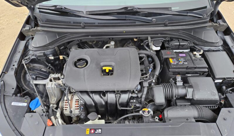
								2020 Hyundai Elantra Luxury full									
