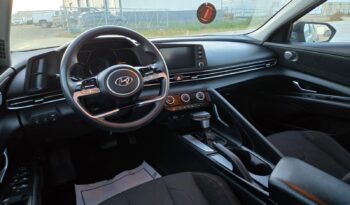 
										2021 Hyundai Elantra preferred full									