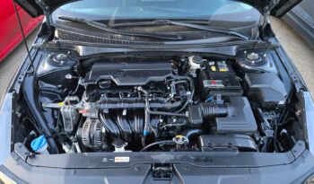 
										2021 Hyundai Elantra preferred full									