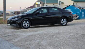 
										2021 Hyundai Elantra preferred full									