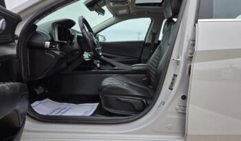 
										2021 Hyundai Elantra Luxury full									