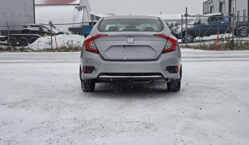 
								2019 Honda civic LX full									