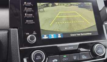 
										2019 Honda civic LX full									