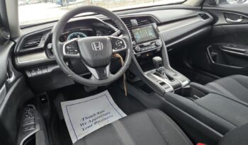 
										2019 Honda civic LX full									