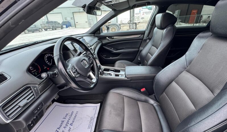 
								2019 Honda accord sport full									