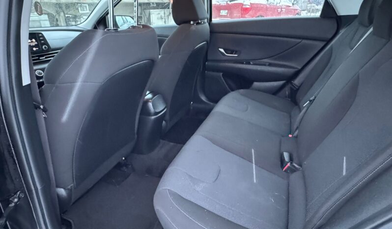 
								2021 Hyundai Elantra full									