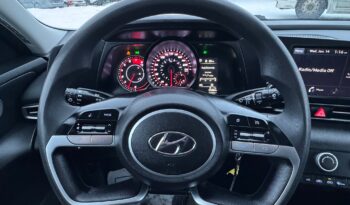 
										2021 Hyundai Elantra full									