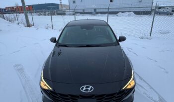 
										2021 Hyundai Elantra full									