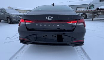 
										2021 Hyundai Elantra full									