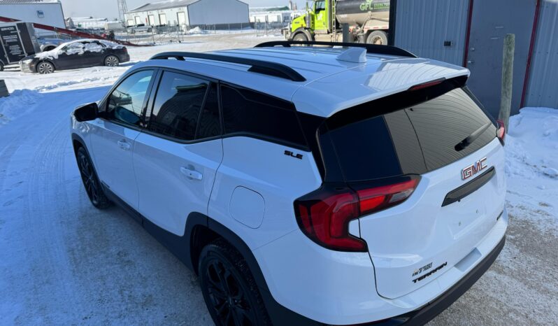 
								2021 GMC Terrain SLE AWD full									