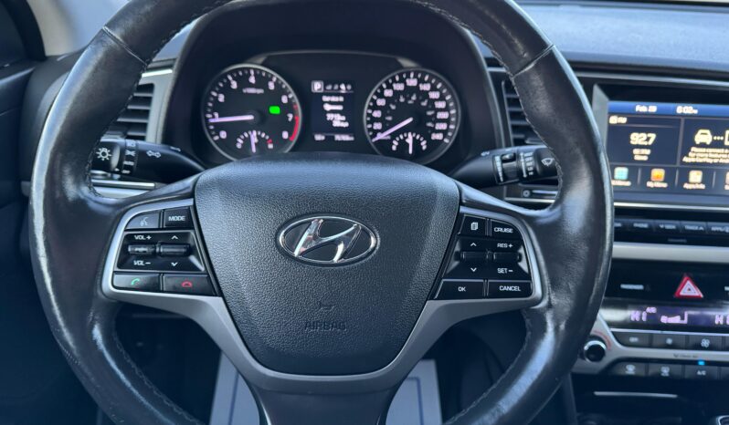 
								2017 Hyundai Elantra GLS full									