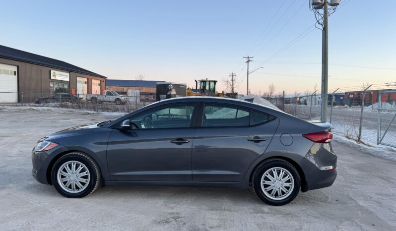 
								2017 Hyundai Elantra GLS full									