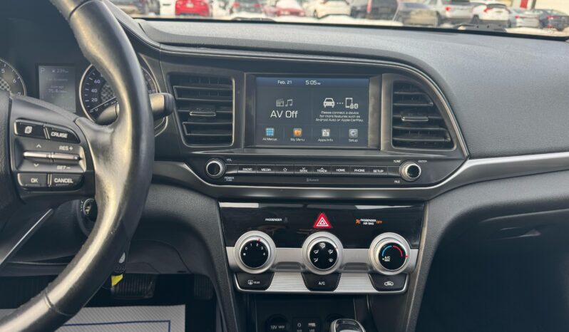 
								2020 Hyundai Elantra full									