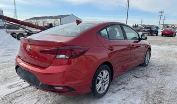 
										2020 Hyundai Elantra full									