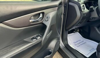 
										2016 Nissan rogue S AWD V4 supper full									