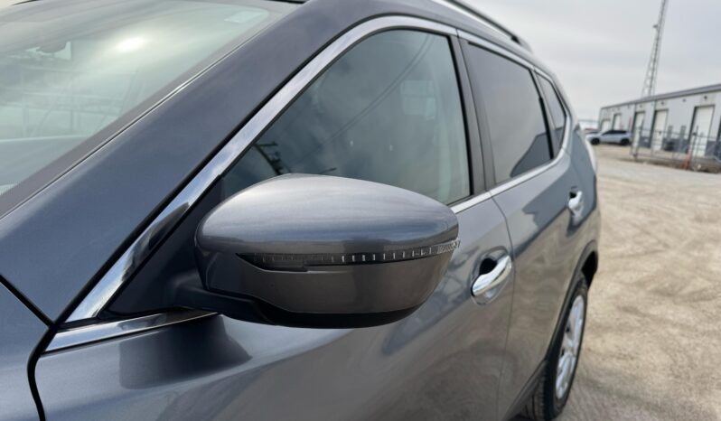 
								2016 Nissan rogue S AWD V4 supper full									