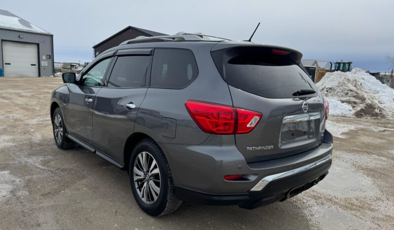 
								2018 Nissan Pathfinder SL AWD full									