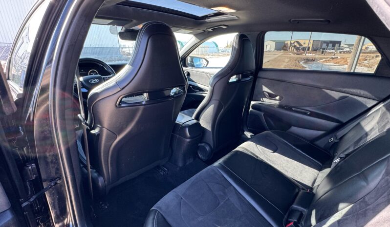 
								2022 Hyundai Elantra N full									