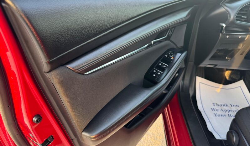 
								2020 Mazda 3 Hatchback Skyactiv G full									