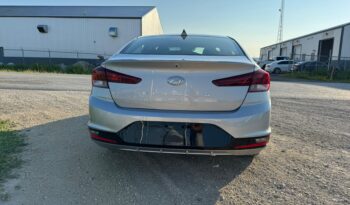 
										2020 Hyundai Elantra full									
